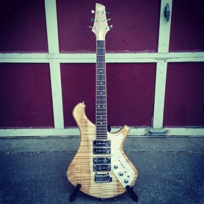  Stratus - Bir Elektrik Gitarı ve Uçsuz Bucaksız Sessizliğin Buluşması